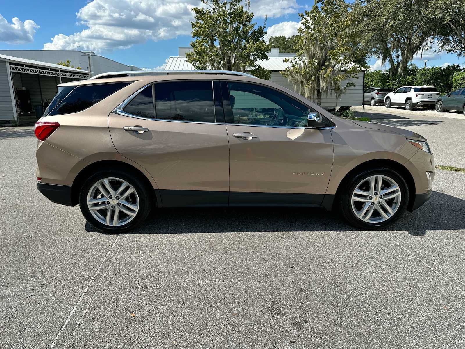 Certified 2018 Chevrolet Equinox Premier FWD image 7