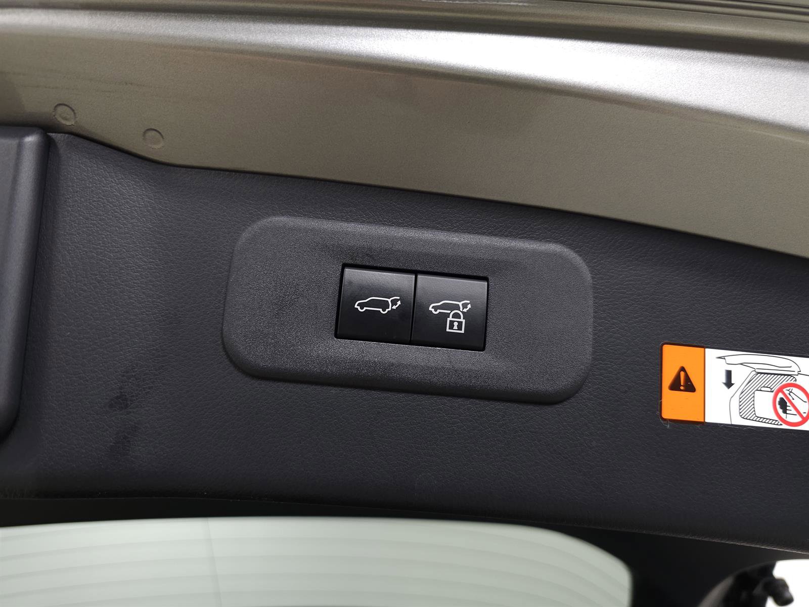 Certified 2024 Lexus NX 350h AWD 4dr Crossover w/ Cold Area Package image 8