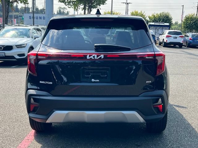 Used 2026 Kia Seltos LX AWD/4WD image 10