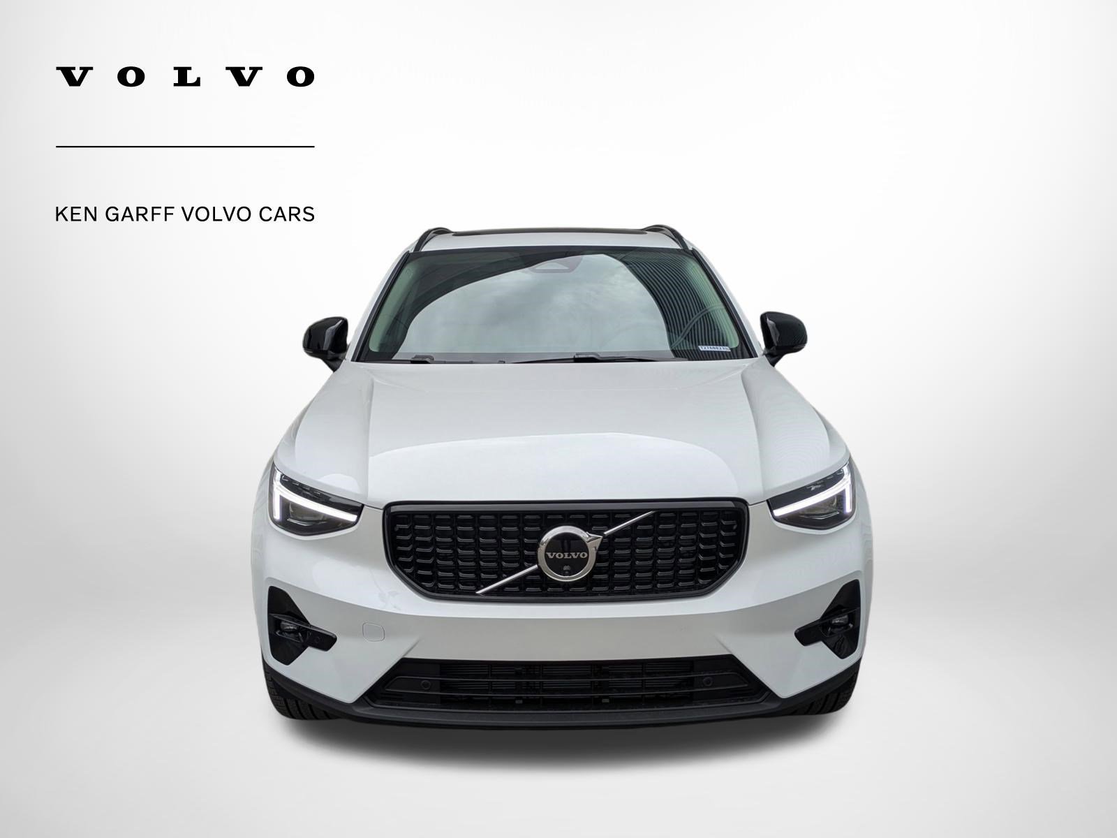 New 2026 Volvo XC40 B5 Plus w/ Protection Package Premier image 9