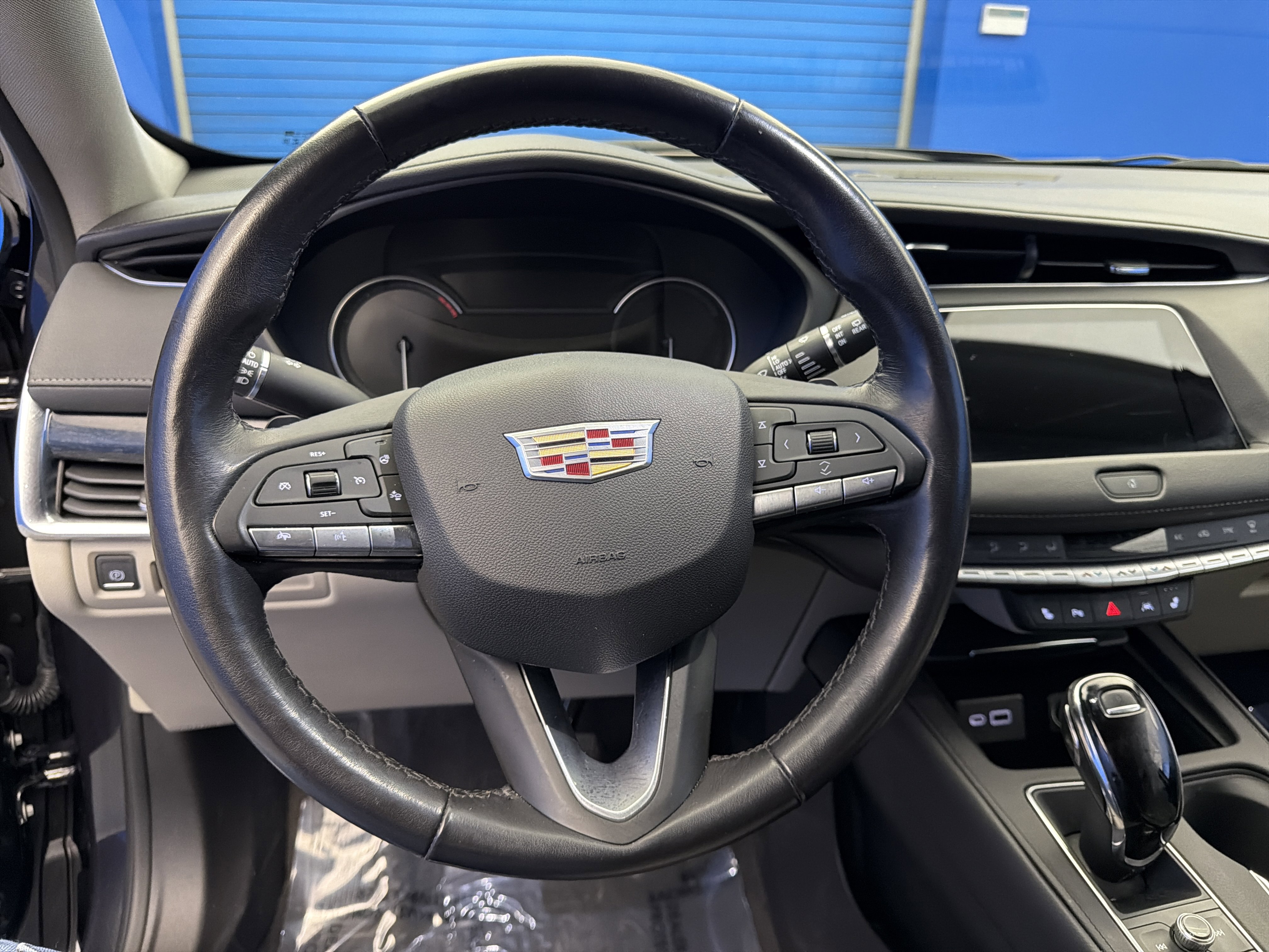 Used 2023 Cadillac XT4 Premium Luxury w/ Cold Weather Package AWD/4WD image 14