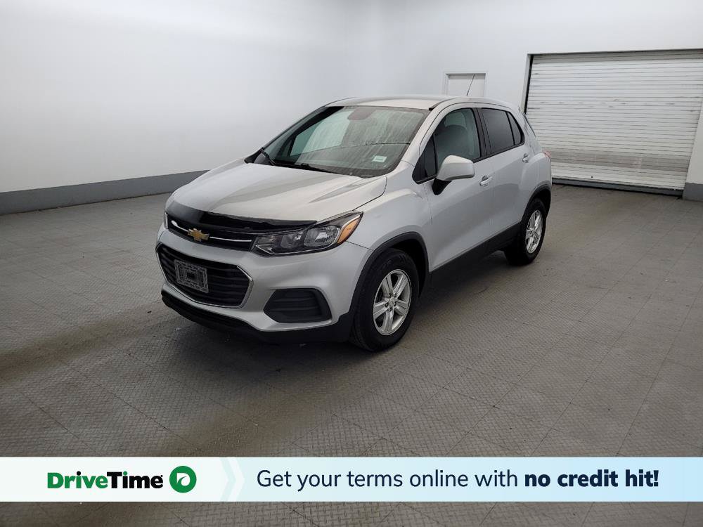 Used 2021 Chevrolet Trax LS w/ Tint and Cruise Package FWD image 1