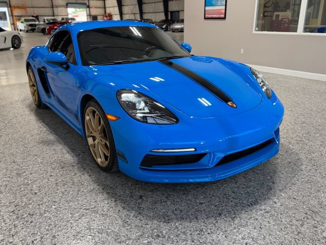 Used 2024 Porsche 718 Cayman RWD image 13
