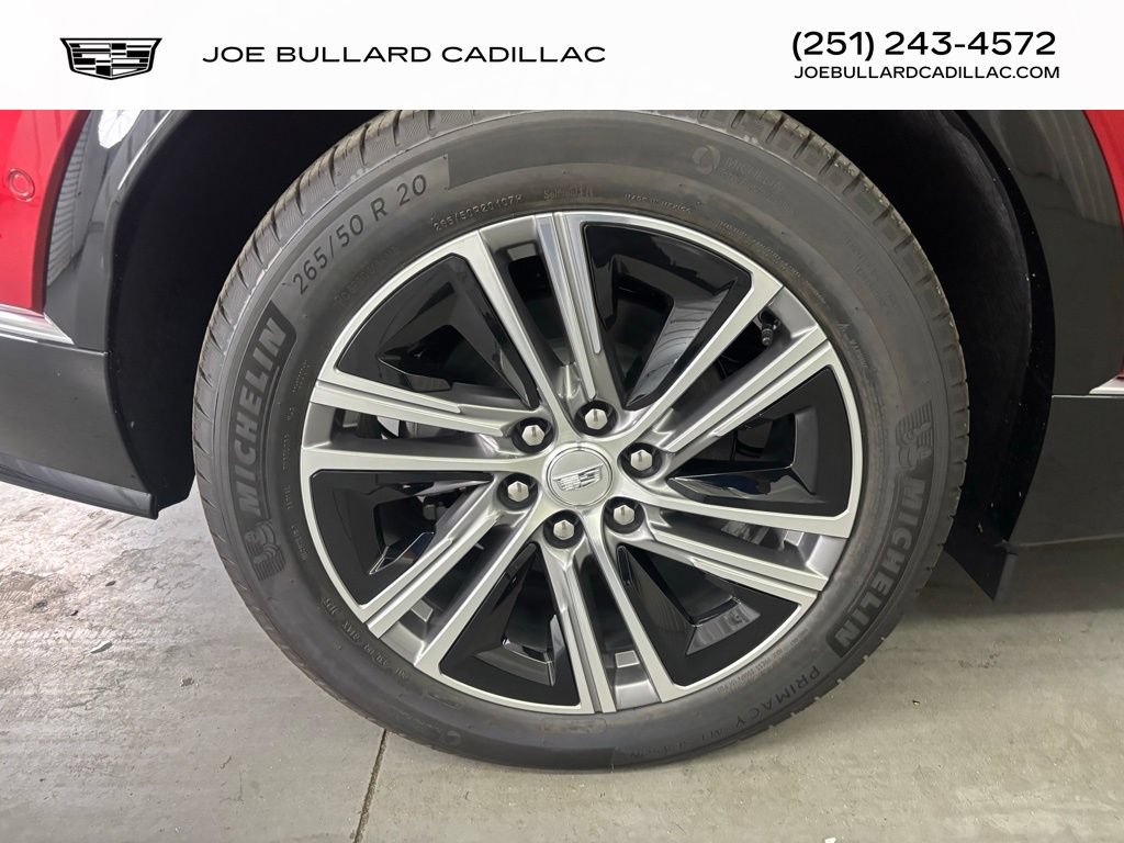 New 2026 Cadillac Lyriq Premium Luxury w/ LPO, Floor Liner Package AWD/4WD image 15