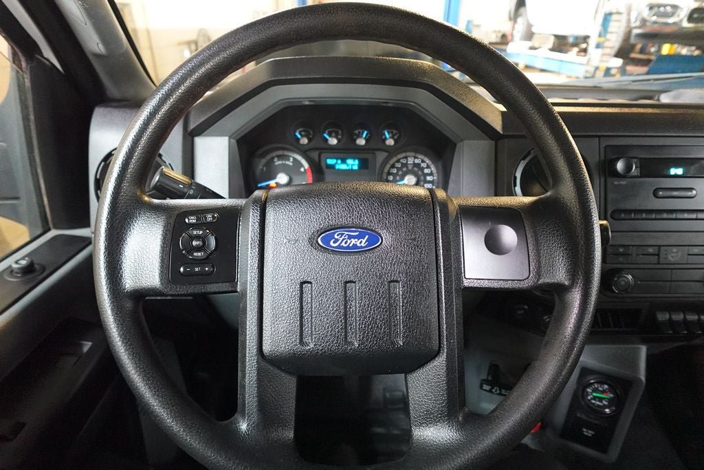 Used 2019 Ford F750 2WD Regular Cab Super Duty image 11