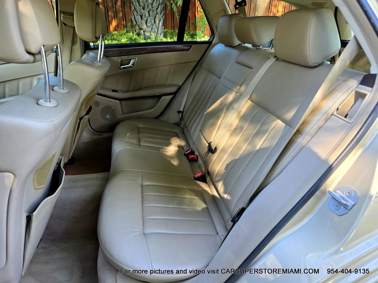 Used 2011 Mercedes-Benz E 350 4MATIC Wagon image 30