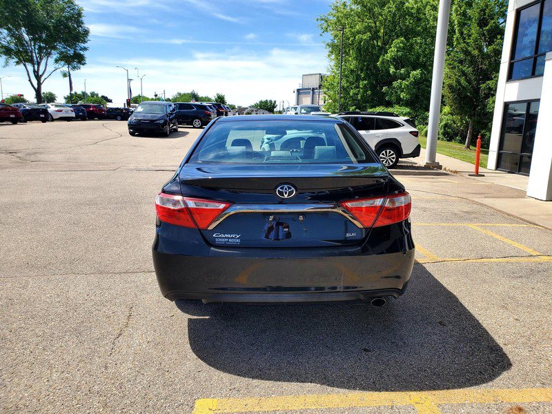 Used 2017 Toyota Camry SE FWD image 6
