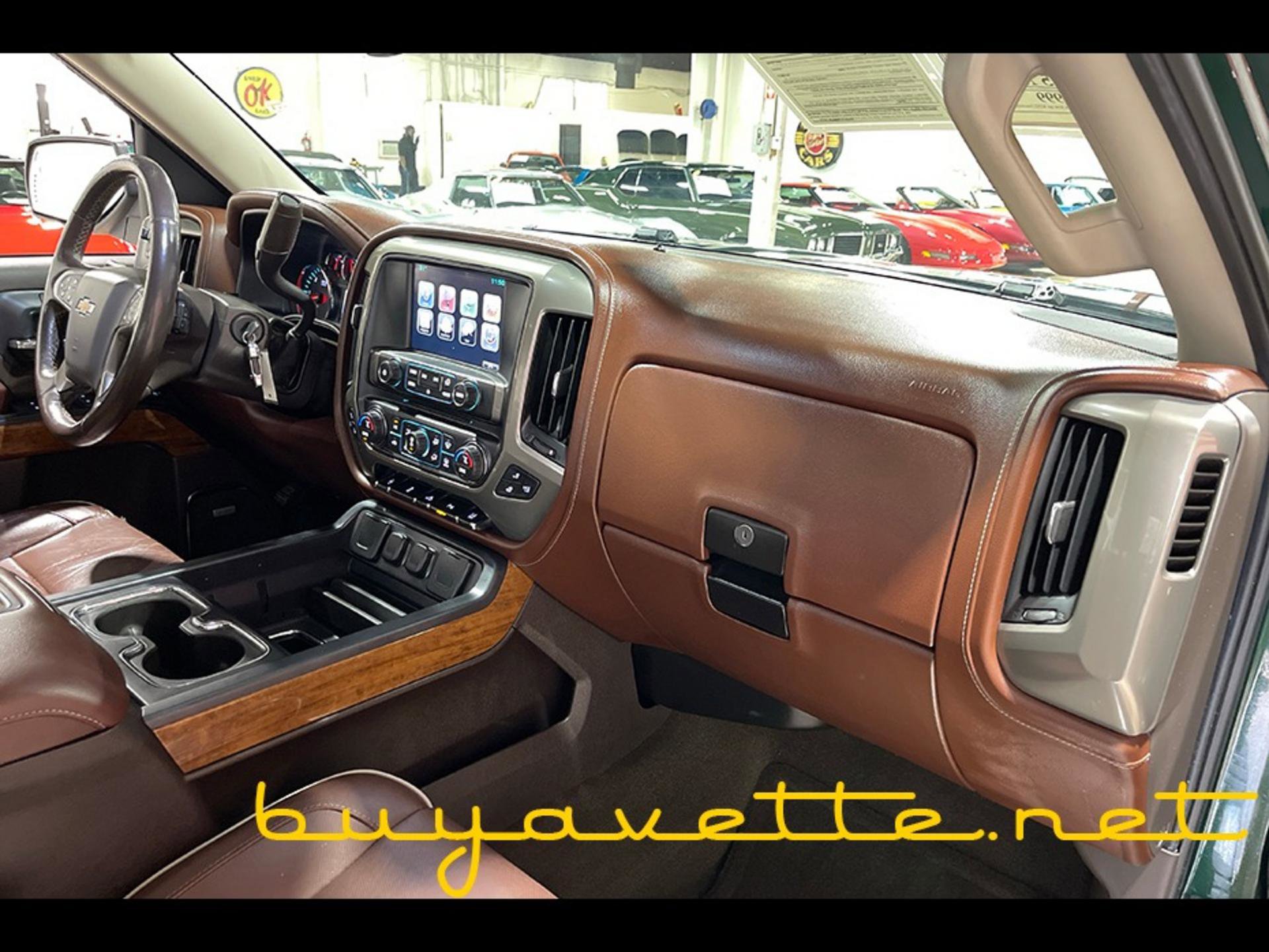 Used 2015 Chevrolet Silverado 1500 High Country w/ High Country Premium Package image 13