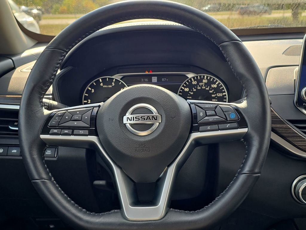 Used 2020 Nissan Altima 2.5 Platinum image 40