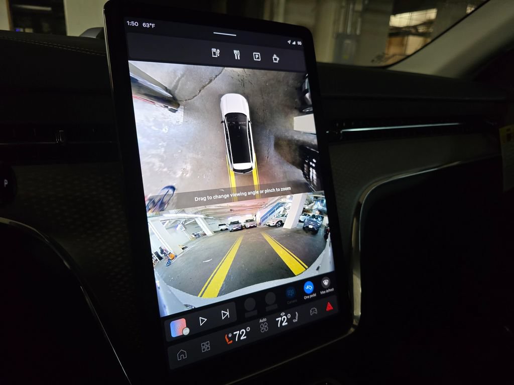 New 2025 Volvo EX90 Plus AWD/4WD image 29