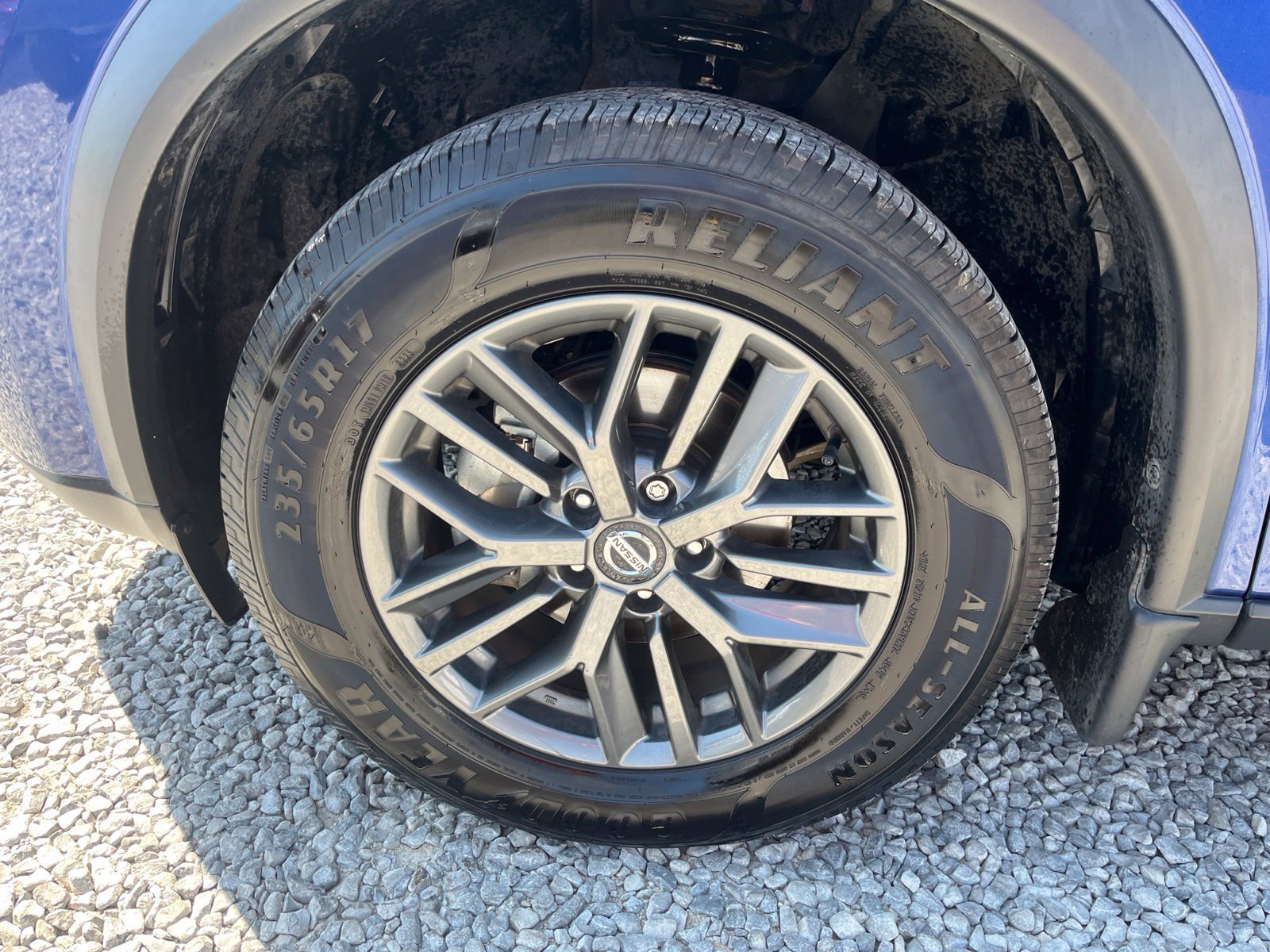 Used 2021 Nissan Rogue S FWD image 7