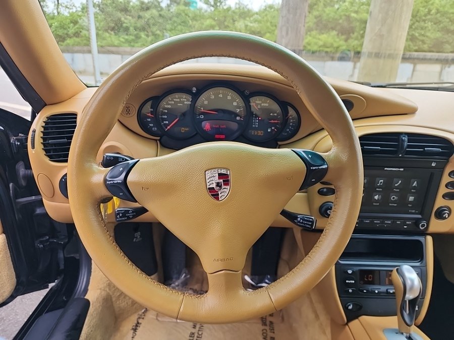 Used 2003 Porsche 911 GT3 RS image 28
