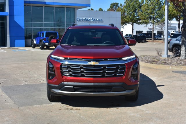 New 2026 Chevrolet Equinox LT image 2