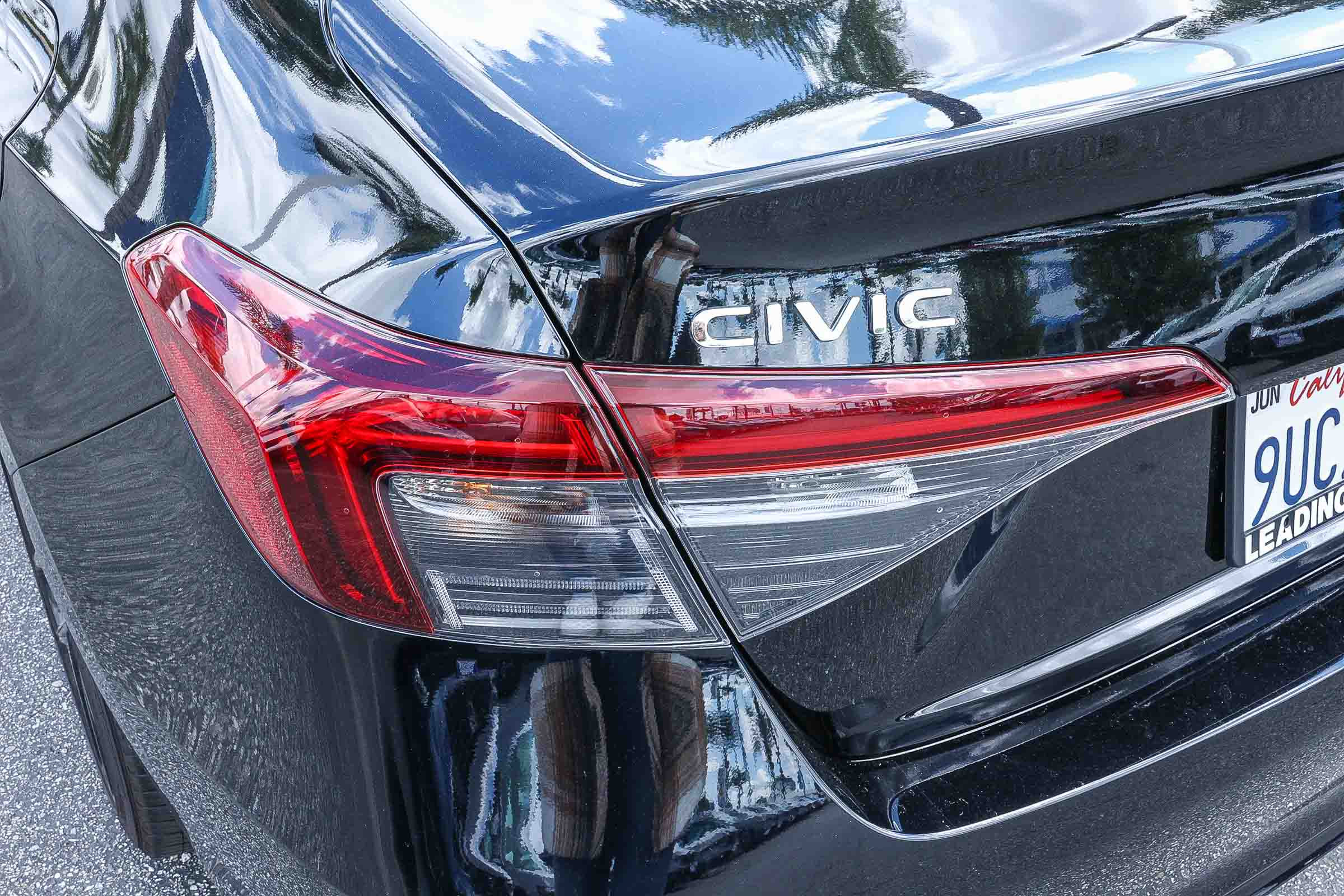 Used 2025 Honda Civic Sport image 8