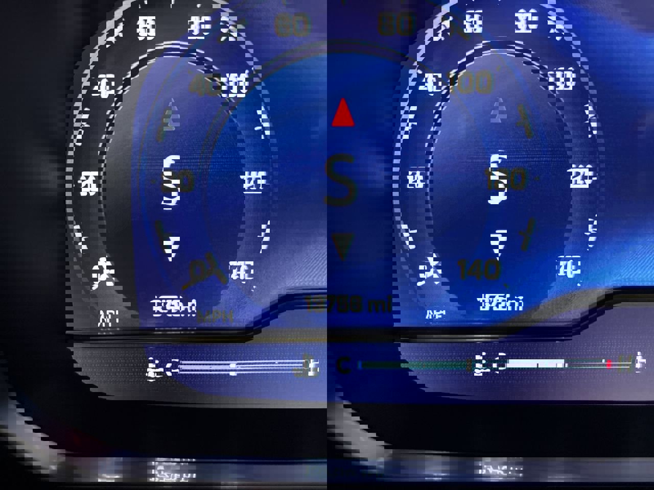 Used 2024 Chevrolet Tahoe Z71 w/ Luxury Package image 15