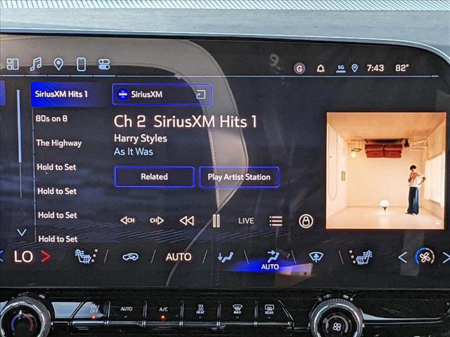 New 2025 Chevrolet Blazer EV LT image 13