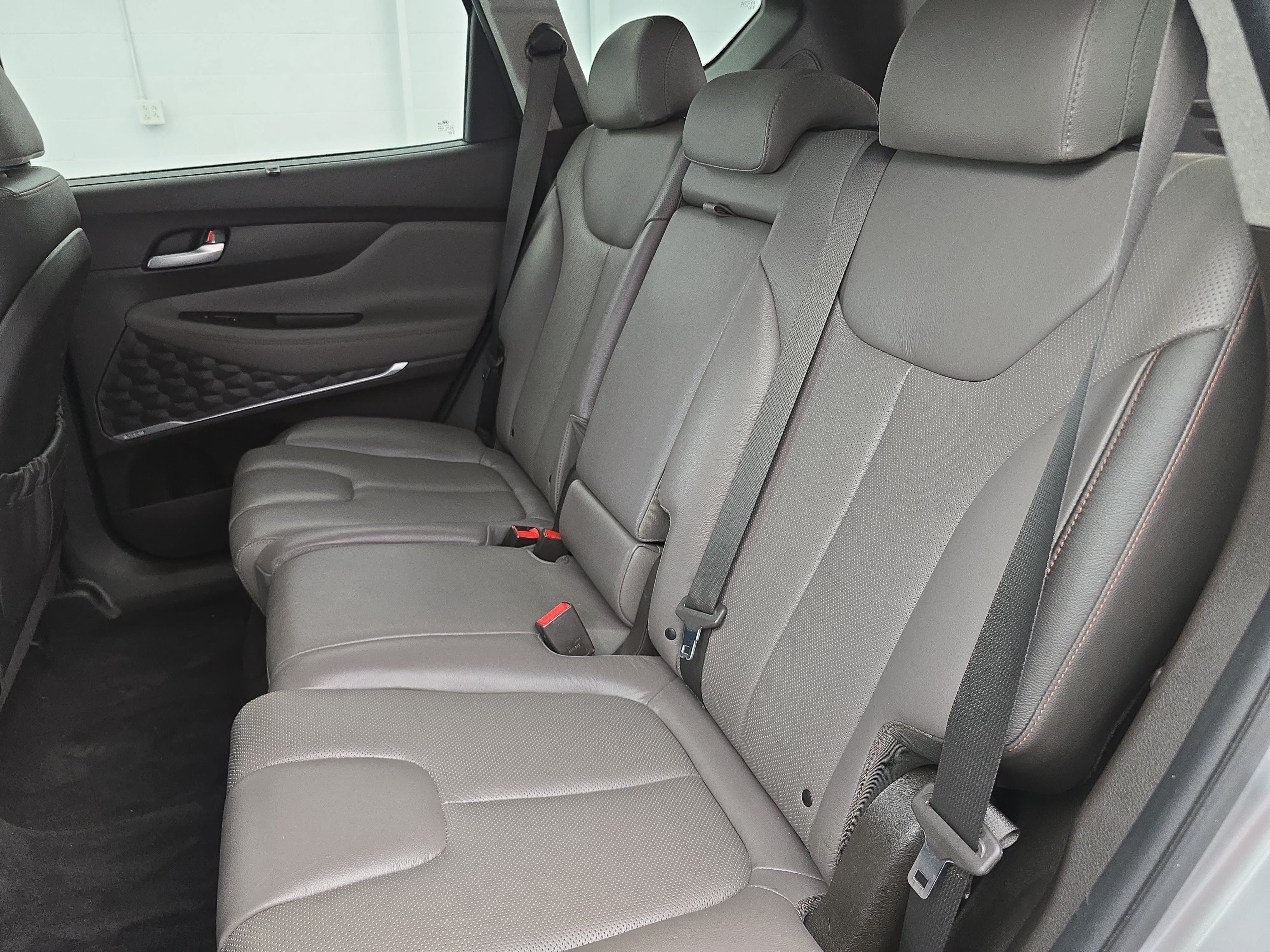 Used 2020 Hyundai Santa Fe Limited FWD image 14