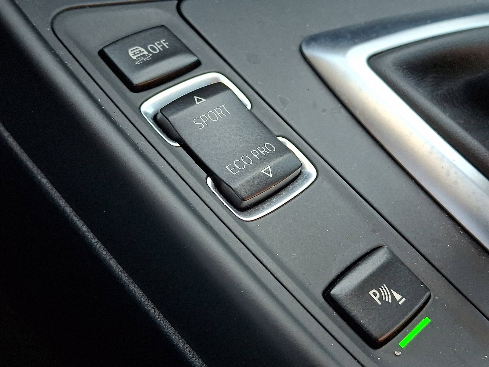 Used 2016 BMW 228i xDrive Convertible image 34