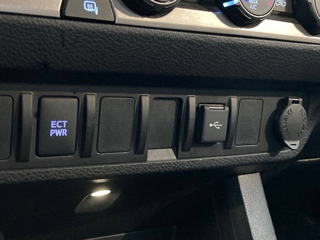 Used 2021 Toyota Tacoma SR w/ SR Convenience Package RWD image 23