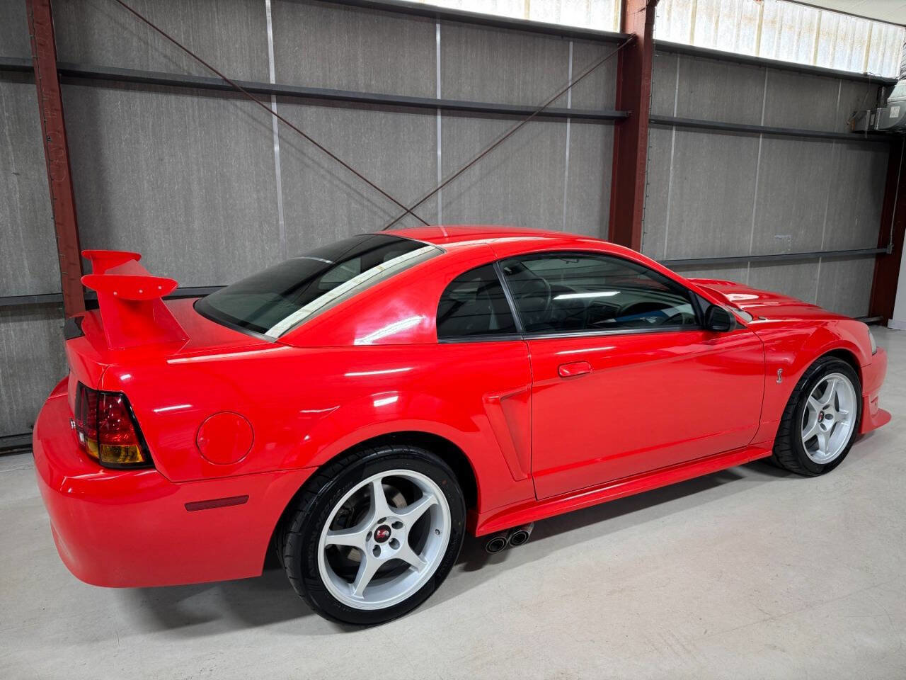 Used 2000 Ford Mustang Cobra RWD image 38