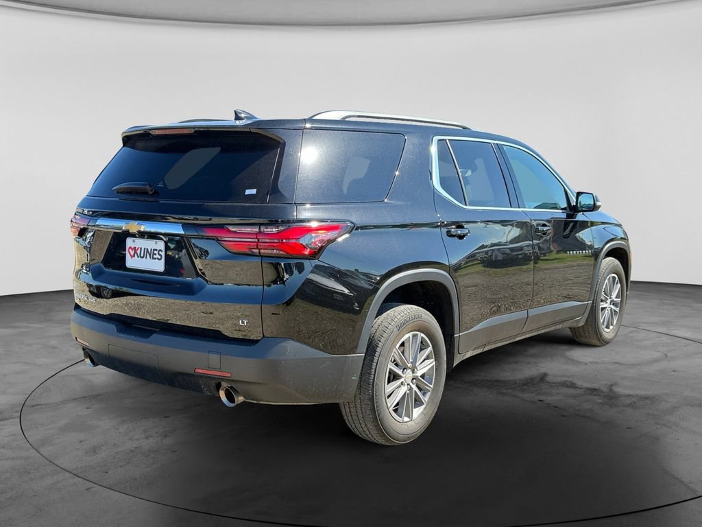 Used 2024 Chevrolet Traverse LT AWD/4WD image 10