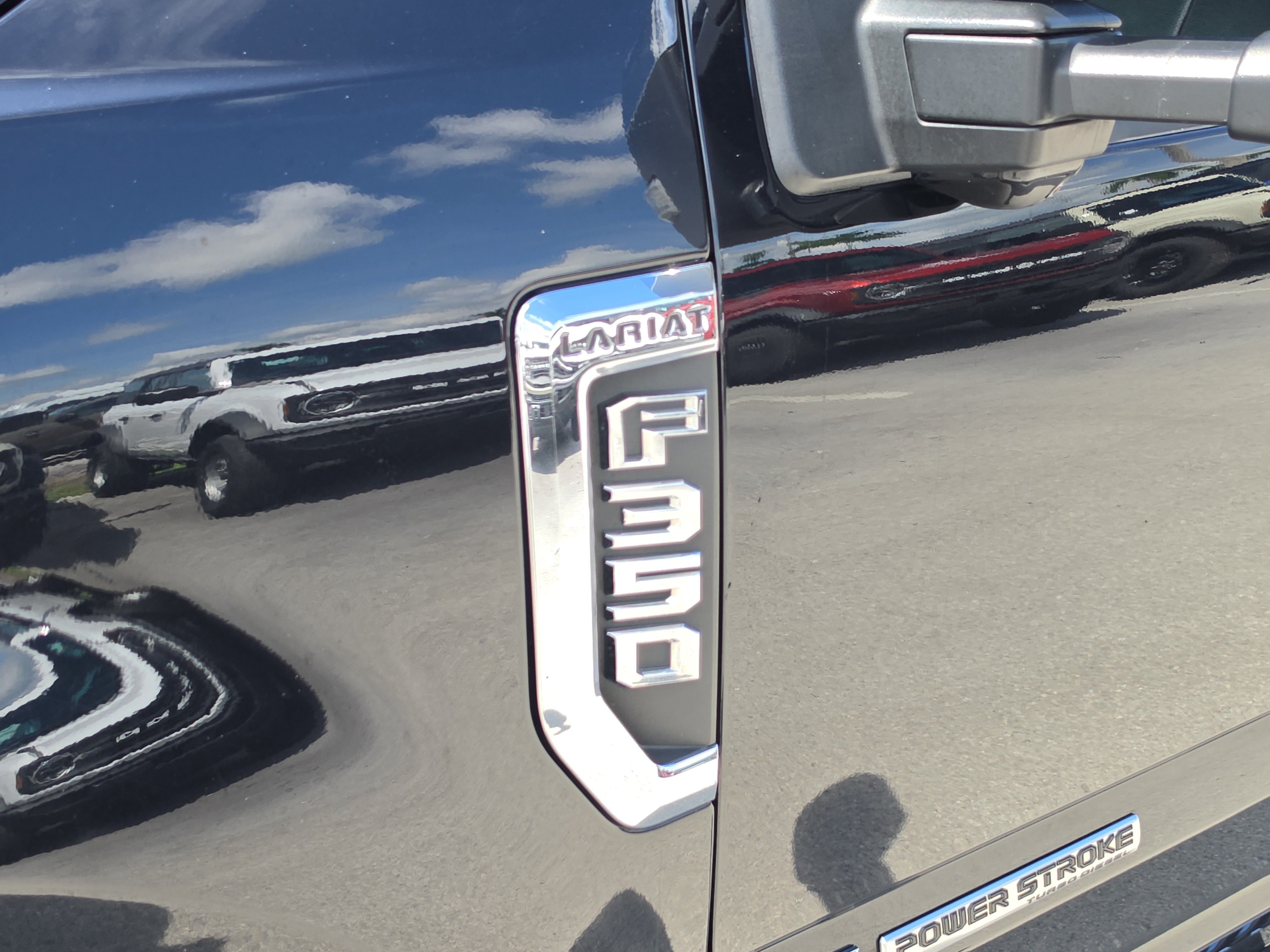 Used 2020 Ford F350 Lariat w/ Lariat Ultimate Package AWD/4WD image 10