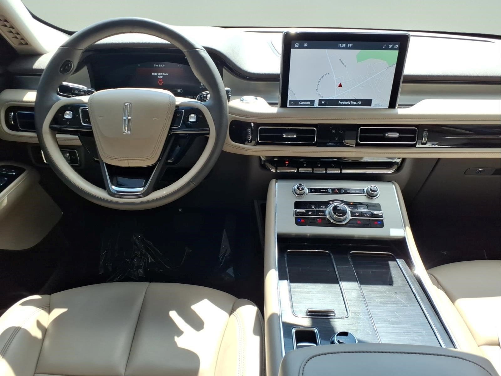 Certified 2024 Lincoln Aviator AWD w/ Premium Package image 16