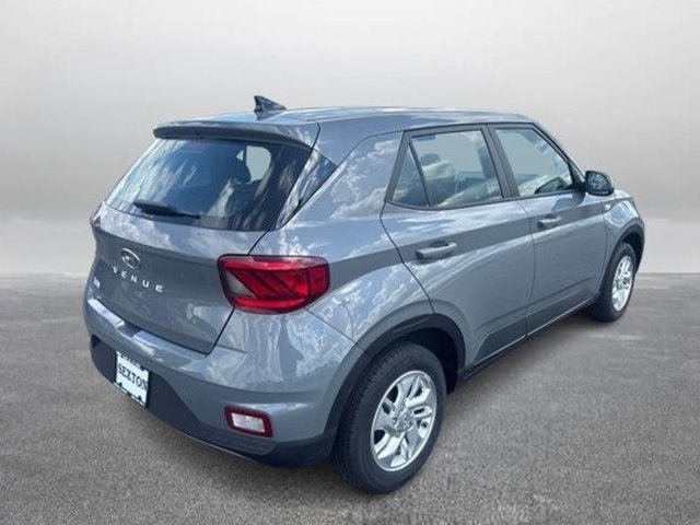 Used 2021 Hyundai Venue SE FWD image 7