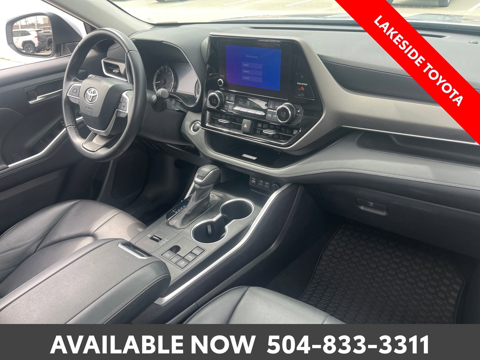 Certified 2024 Toyota Highlander XLE FWD image 17