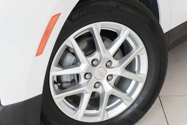 Used 2024 Chevrolet Equinox LS FWD image 2