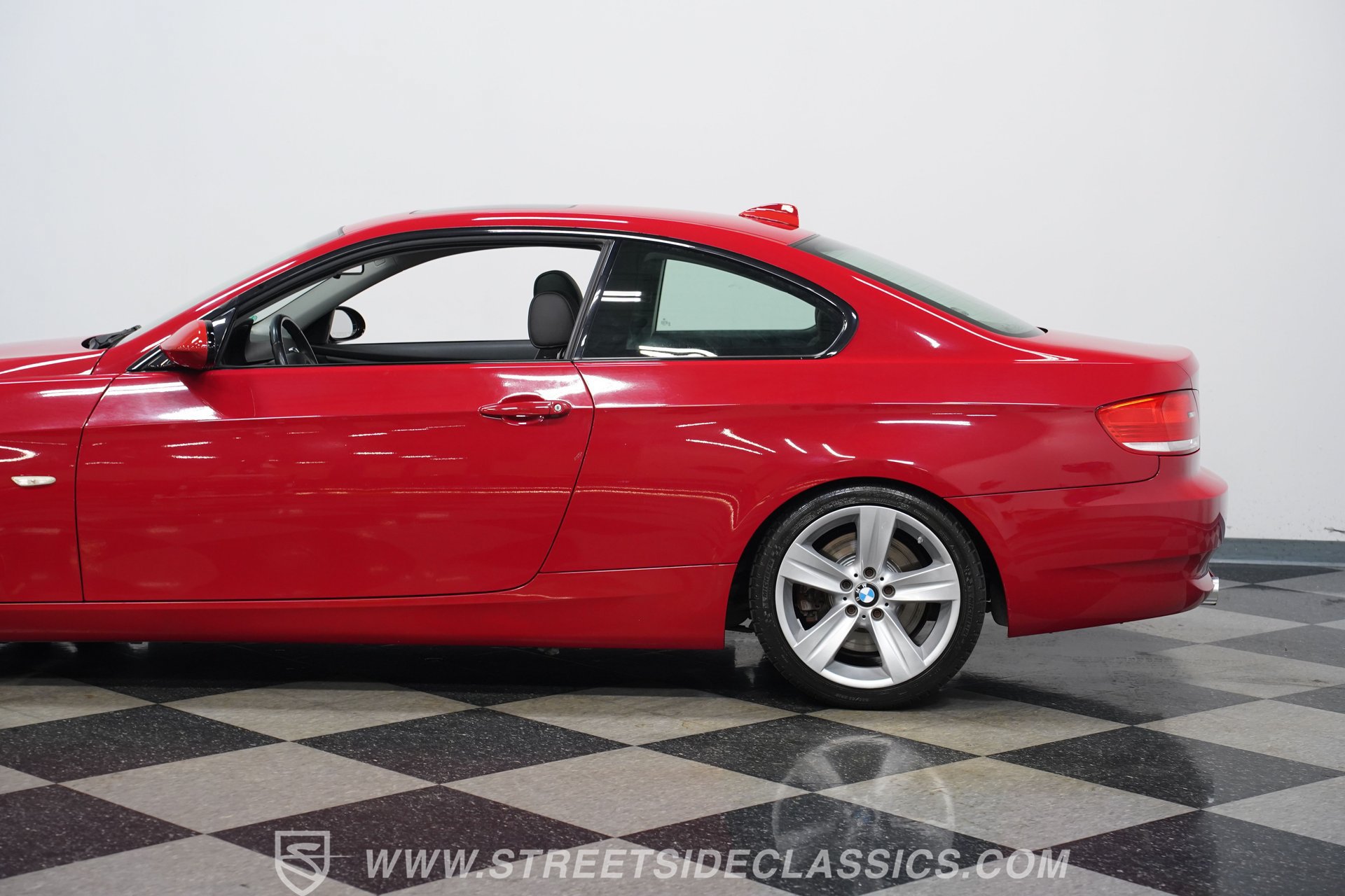 Used 2009 BMW 335i Coupe RWD image 22