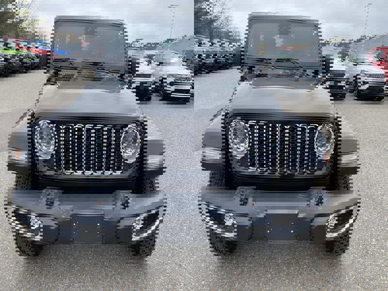 Certified 2025 Jeep Wrangler Sahara AWD/4WD image 9