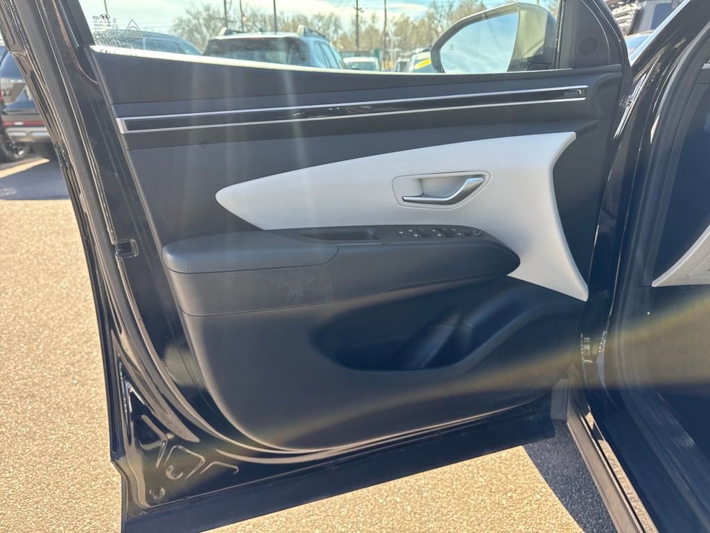 Certified 2022 Hyundai Tucson SEL FWD image 25