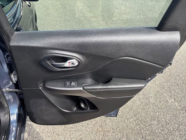 Used 2021 Jeep Cherokee Limited w/ Elite Package image 18