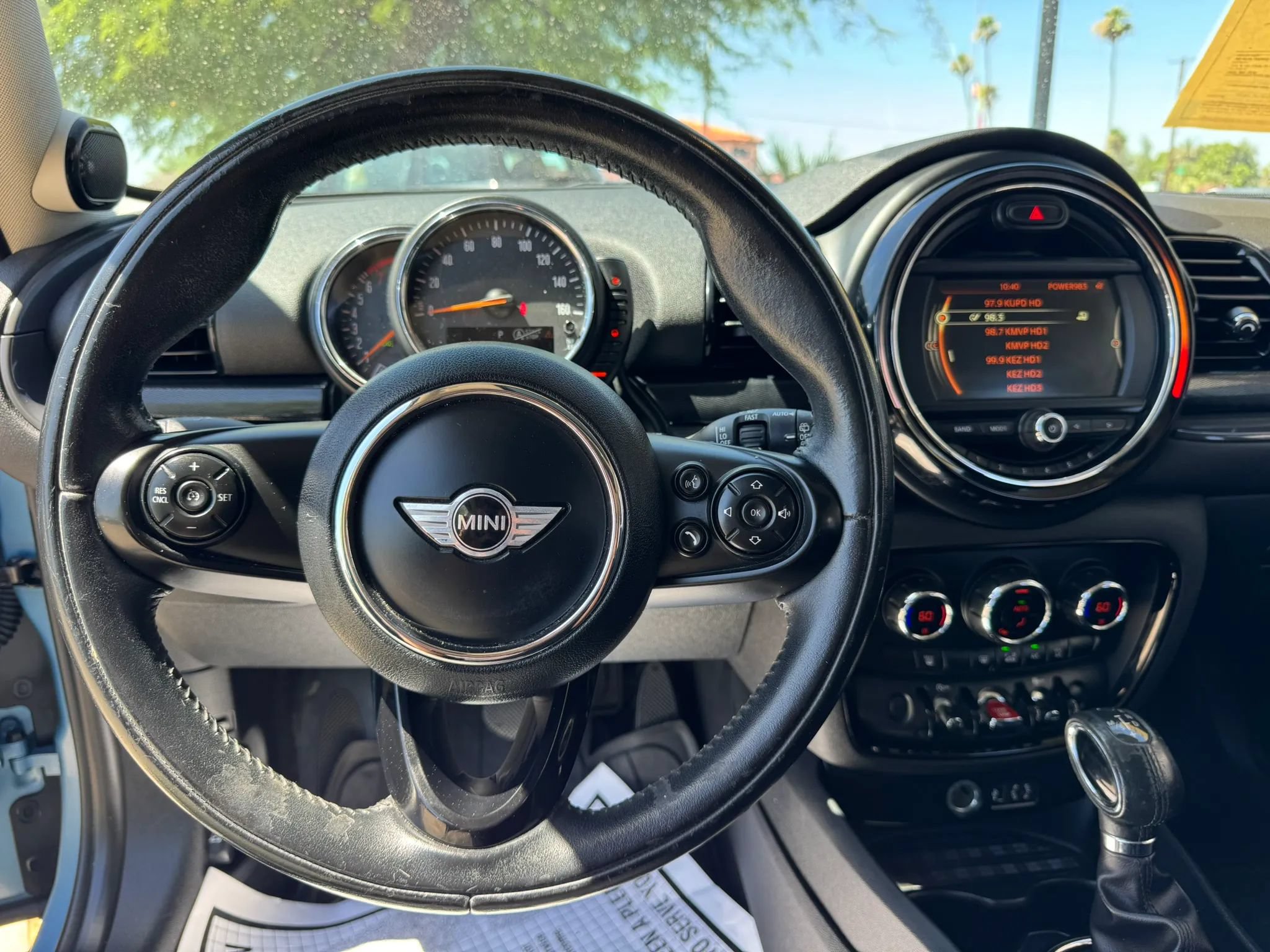 Used 2017 MINI Cooper Clubman FWD image 18