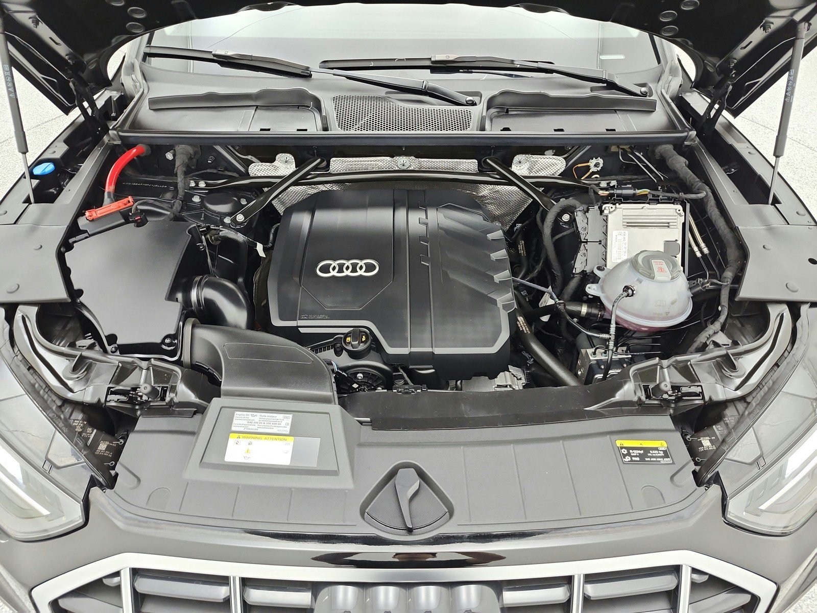 Used 2023 Audi Q5 2.0T Premium Plus w/ Premium Plus Package AWD/4WD image 16