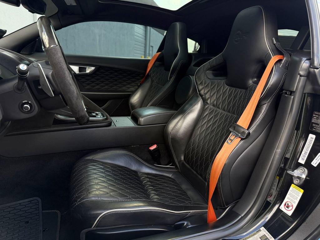 Used 2017 Jaguar F-TYPE SVR image 23