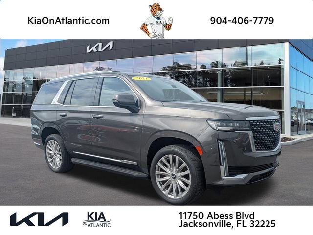 Used 2021 Cadillac Escalade Luxury RWD image 1