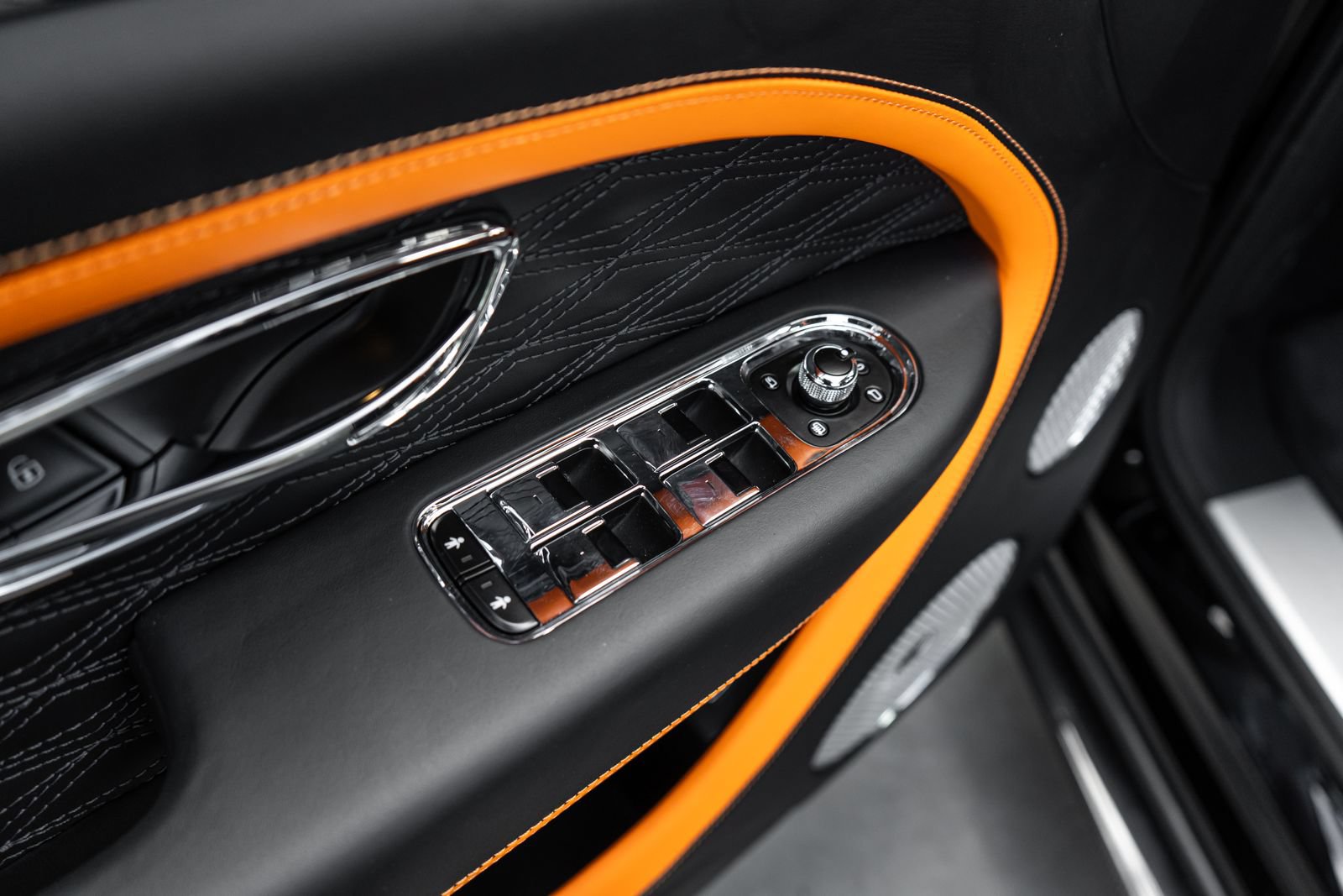 Certified 2026 Bentley Bentayga Speed AWD/4WD image 25