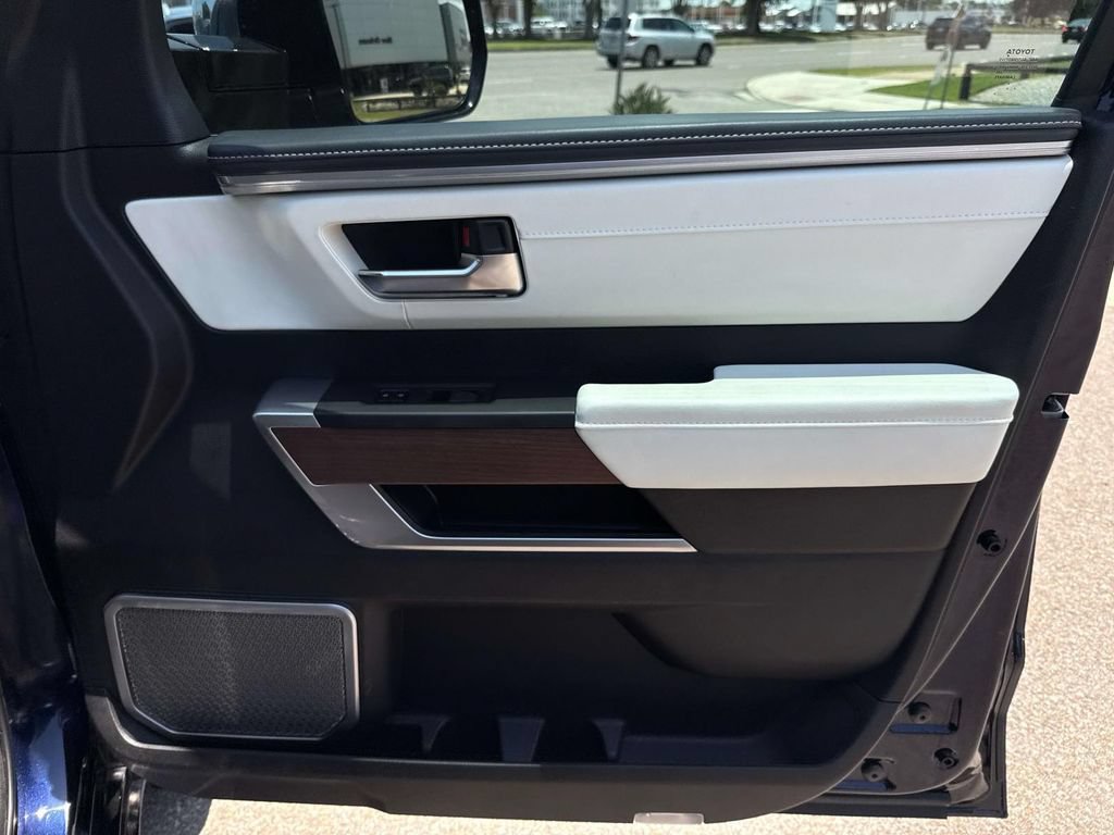 Used 2022 Toyota Tundra Capstone AWD/4WD image 14