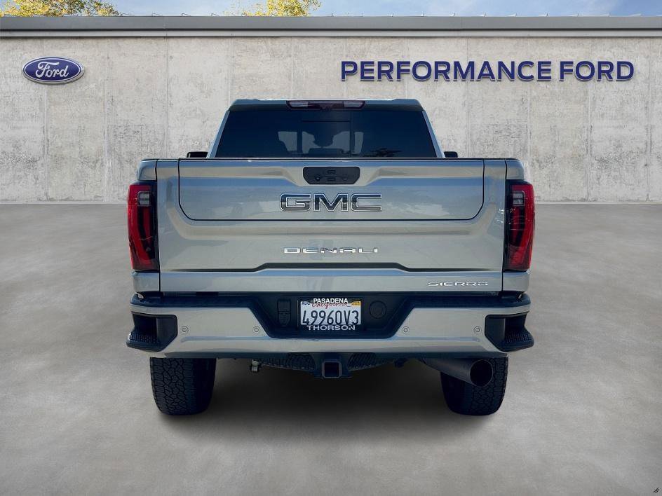 Used 2024 GMC Sierra 2500 Denali Ultimate w/ Max Trailering Package image 9