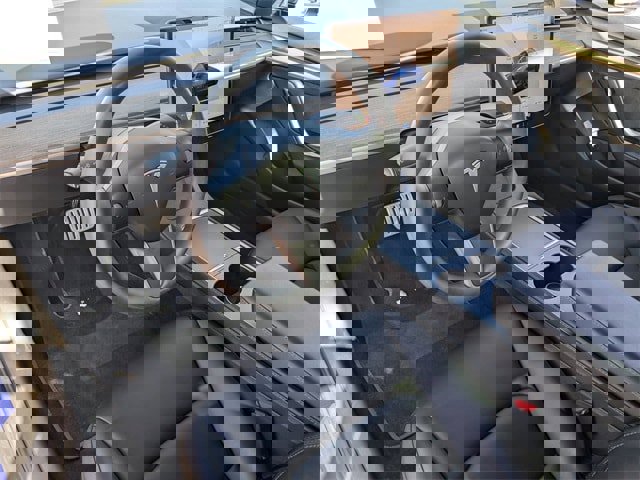 Used 2023 Tesla Model 3 Performance image 36