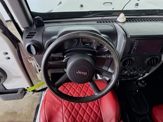 Used 2009 Jeep Wrangler X image 18
