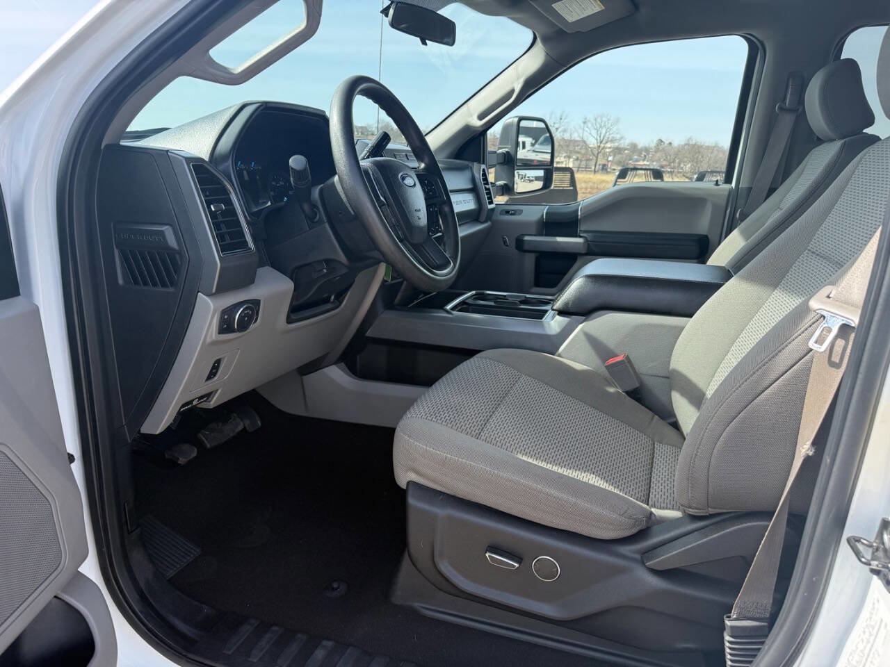 Used 2019 Ford F250 XLT w/ XLT Value Package image 16