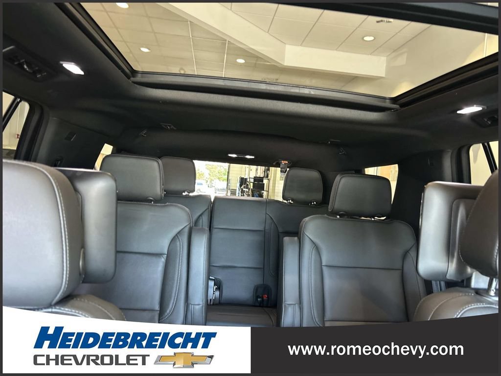 Used 2022 Chevrolet Tahoe LT w/ LT Signature Plus Package AWD/4WD image 41