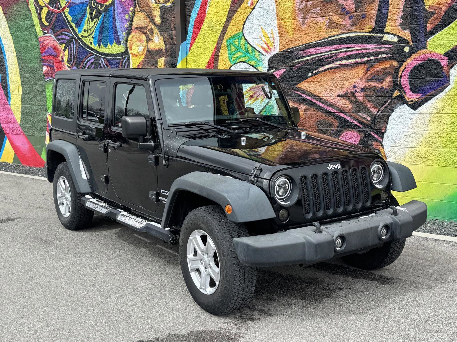 Used 2012 Jeep Wrangler Unlimited Sport image 2