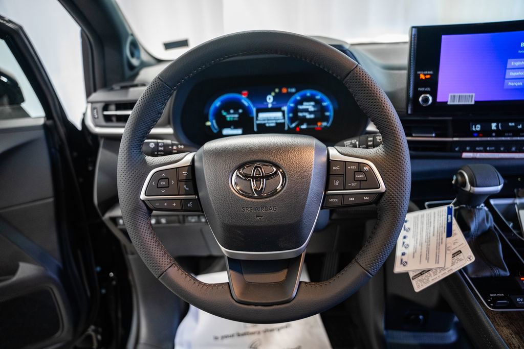 New 2026 Toyota Sienna Platinum image 31