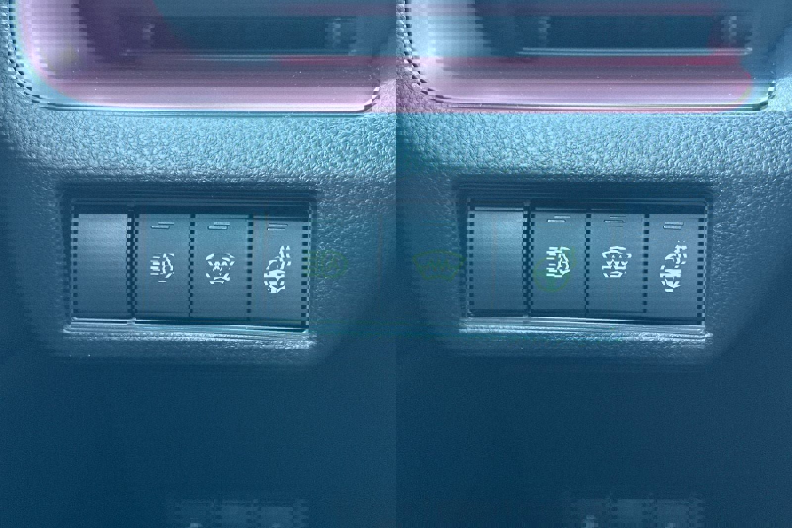 New 2026 Toyota Prius Plug-In Hybrid image 30