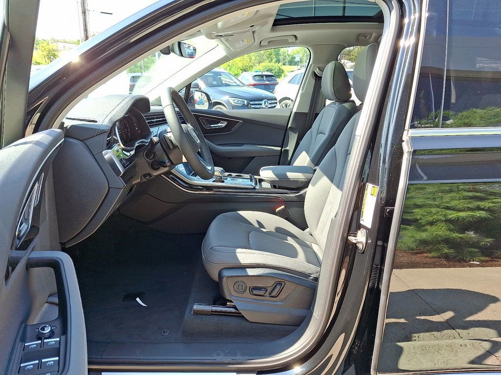 New 2025 Audi Q7 3.0T Premium Plus image 12
