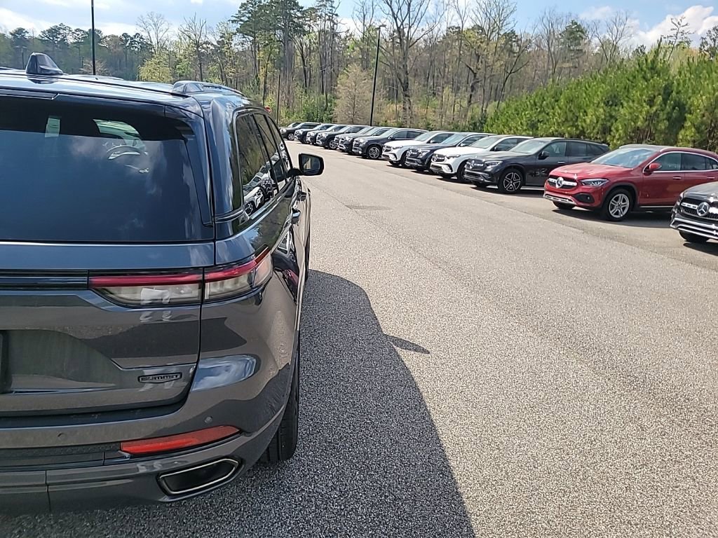 Used 2025 Jeep Grand Cherokee Summit image 23